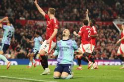 lol全球总决赛-曼联遭受惨败，晋级希望渺茫的简单介绍