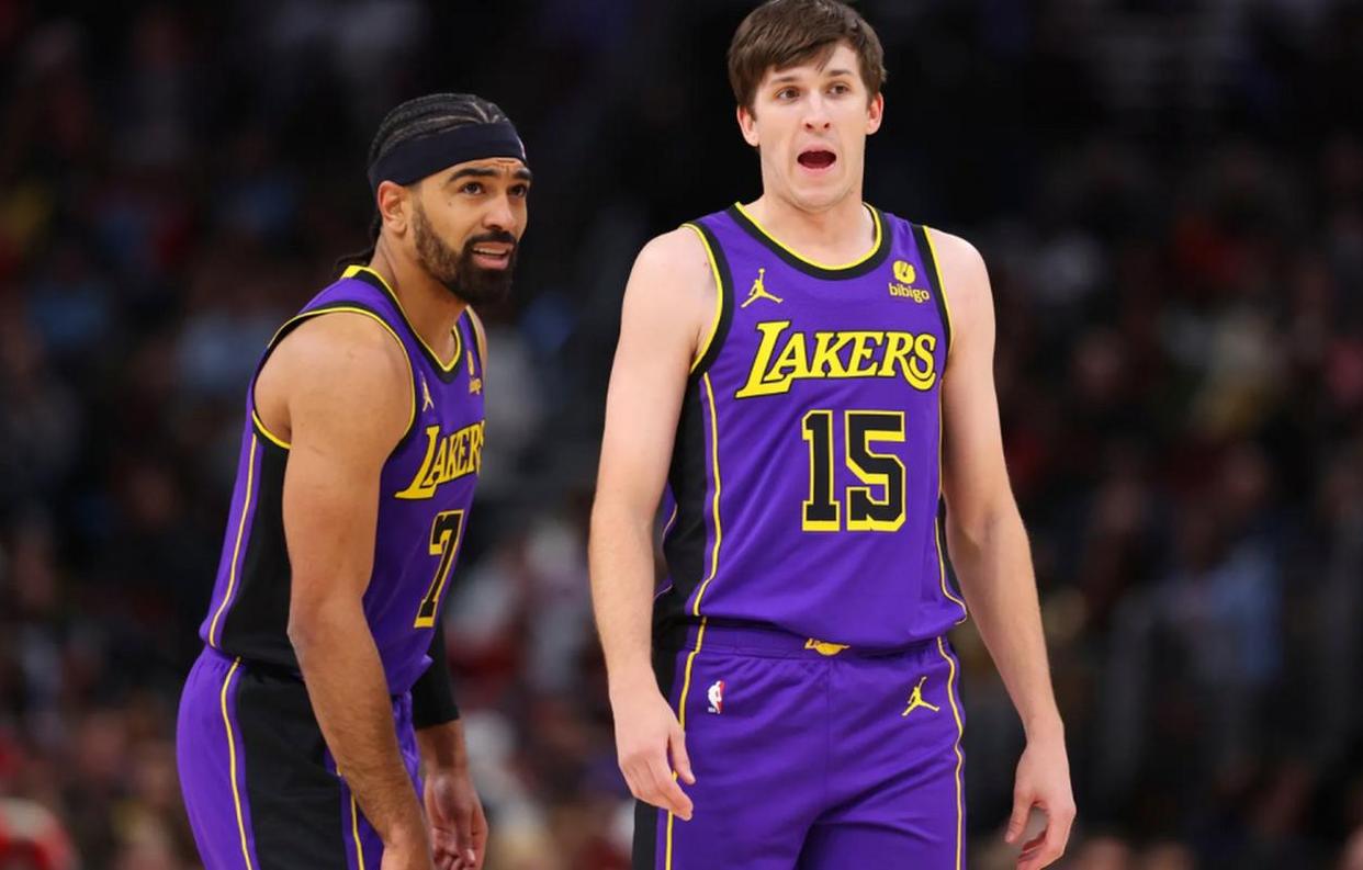 鹈鹕强势湖人B队，萨博尼斯惊艳世界的简单介绍